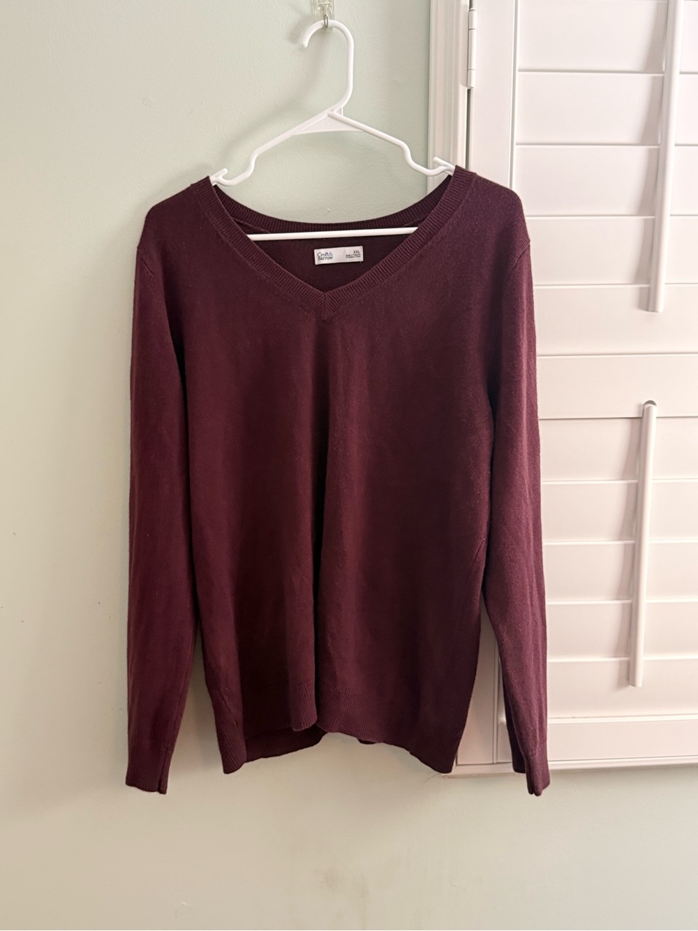 croft & barrow Women's V-Neck Sweater in Burgundy